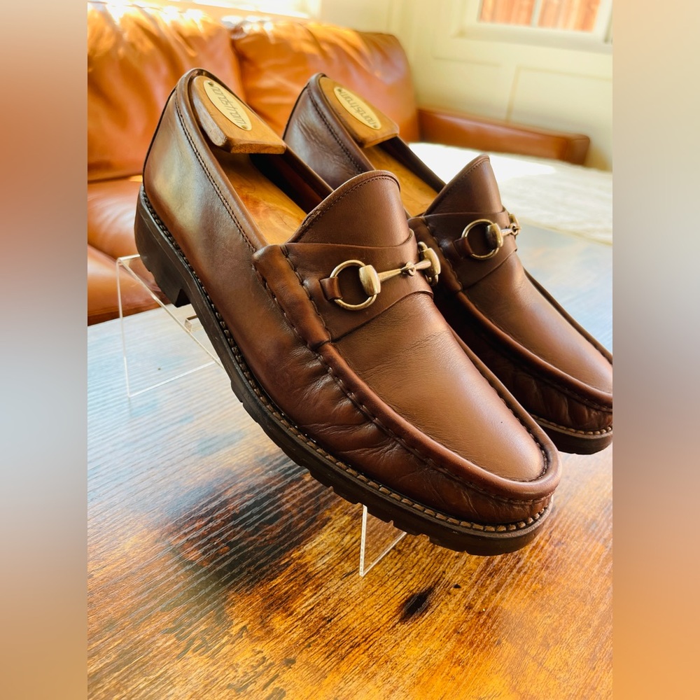 Elegant Brown Leather Loafers